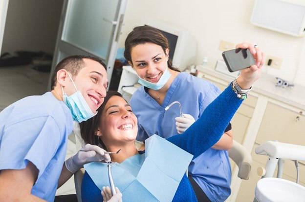 06 марта 2023 года - Международный день зубного врача.